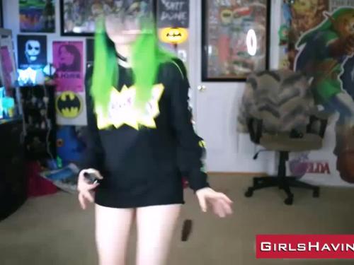 Amateur webcam teen green hair - www.girlshaving.fun